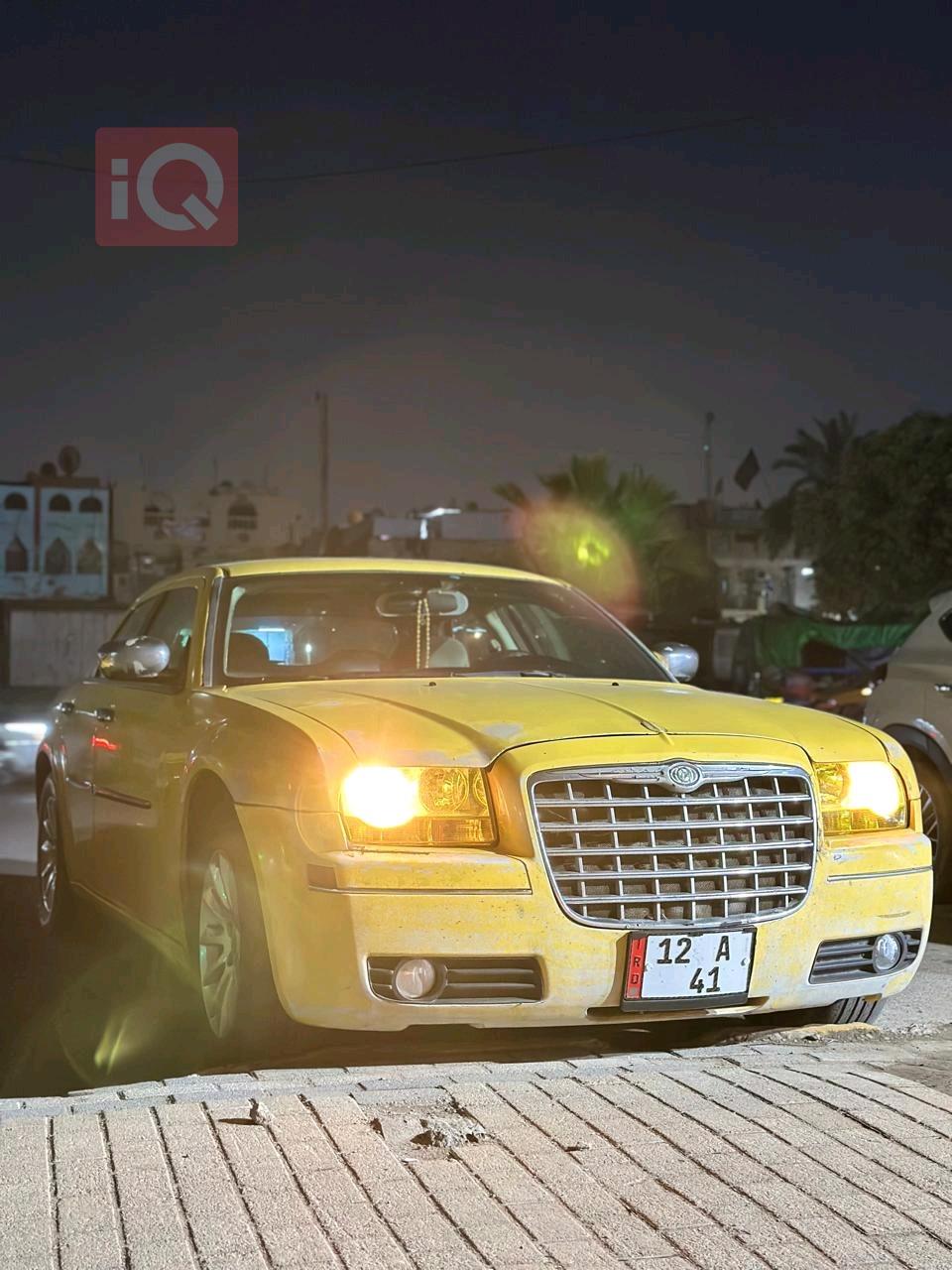 كرايسلر 300